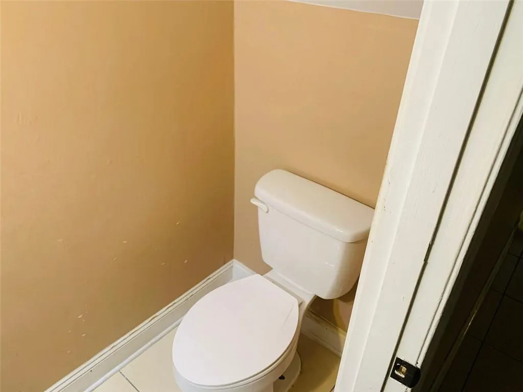 5691 Kingsport Drive, Atlanta, Georgia 30342, 2 Bedrooms Bedrooms, ,1 BathroomBathrooms,Residential,Sold,5691 Kingsport Drive,6805946