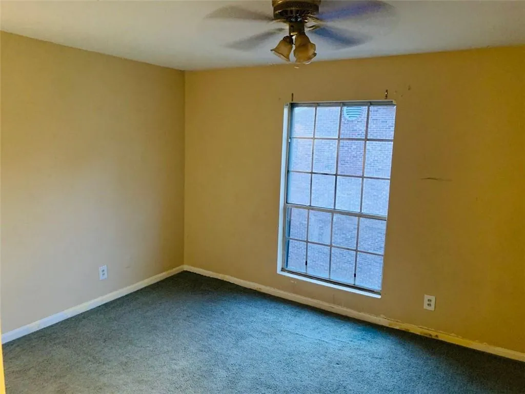 5691 Kingsport Drive, Atlanta, Georgia 30342, 2 Bedrooms Bedrooms, ,1 BathroomBathrooms,Residential,Sold,5691 Kingsport Drive,6805946