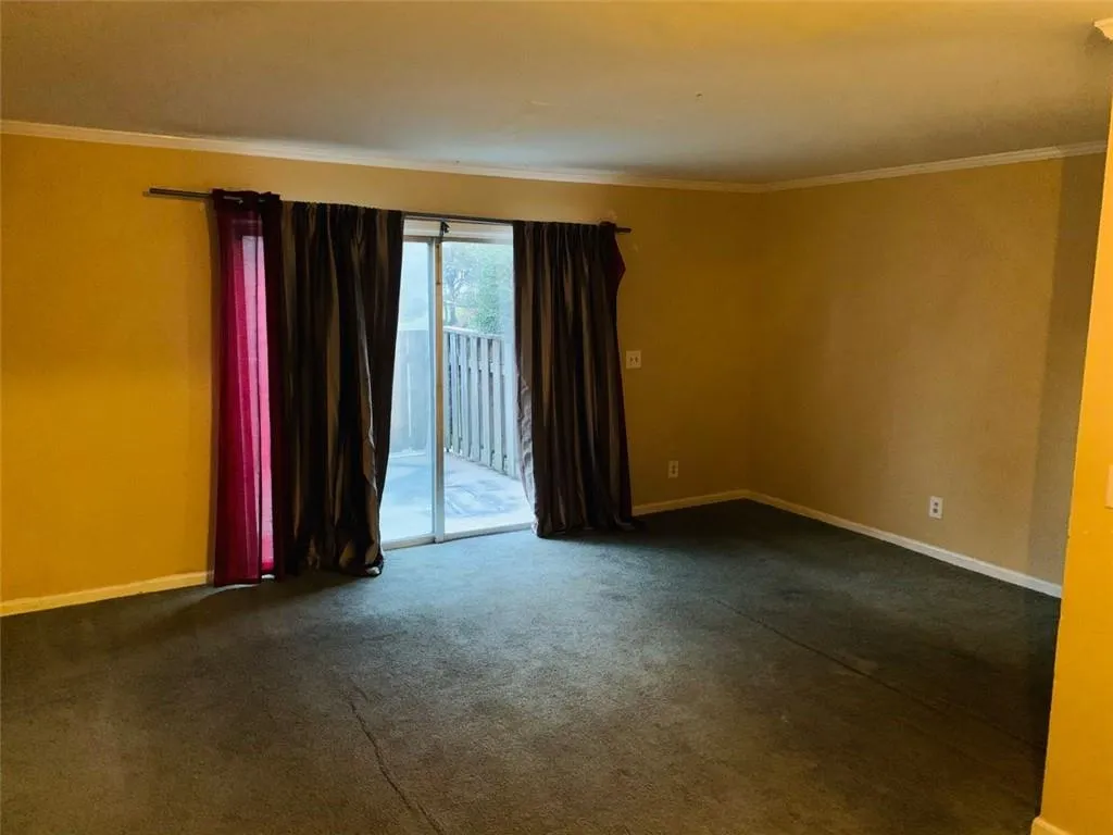 5691 Kingsport Drive, Atlanta, Georgia 30342, 2 Bedrooms Bedrooms, ,1 BathroomBathrooms,Residential,Sold,5691 Kingsport Drive,6805946