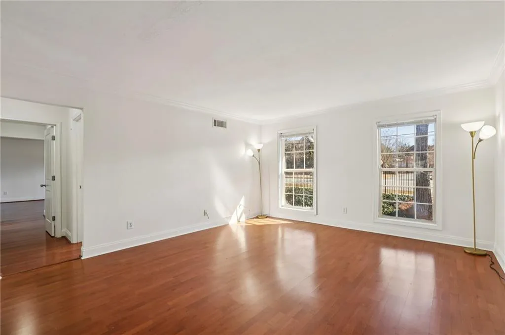 750 Dalrymple Road Unit B4, Sandy Springs, Georgia 30328, 3 Bedrooms Bedrooms, ,2 BathroomsBathrooms,Residential,Sold,750 Dalrymple Road Unit B4,7718581