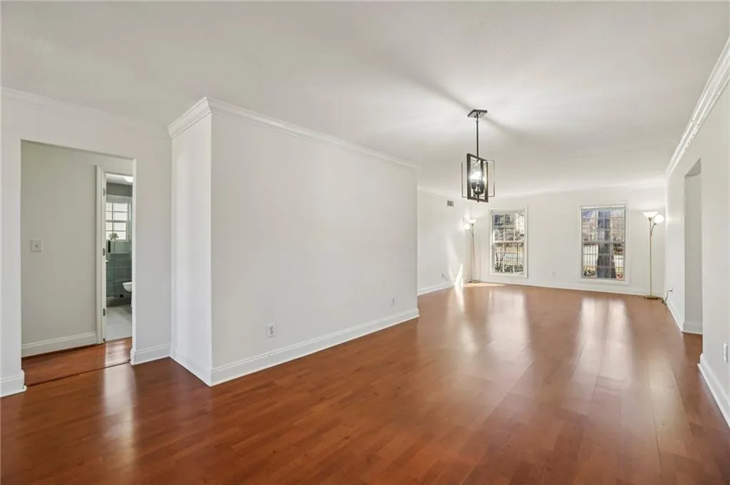 750 Dalrymple Road Unit B4, Sandy Springs, Georgia 30328, 3 Bedrooms Bedrooms, ,2 BathroomsBathrooms,Residential,Sold,750 Dalrymple Road Unit B4,7718581