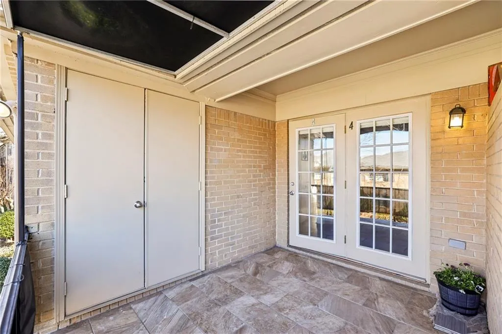 750 Dalrymple Road Unit B4, Sandy Springs, Georgia 30328, 3 Bedrooms Bedrooms, ,2 BathroomsBathrooms,Residential,Sold,750 Dalrymple Road Unit B4,7718581