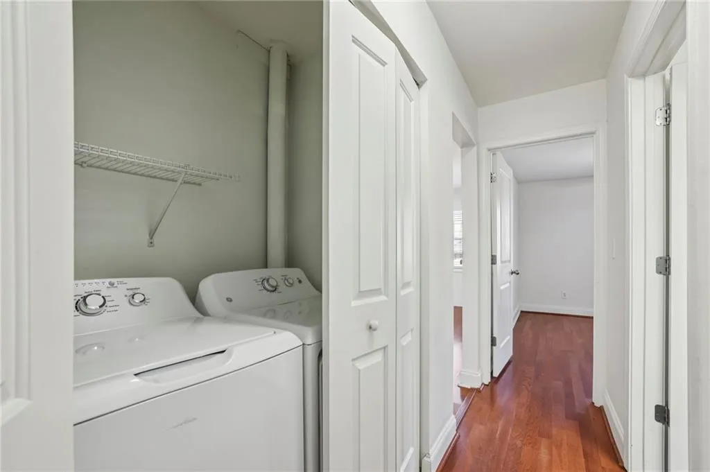 750 Dalrymple Road Unit B4, Sandy Springs, Georgia 30328, 3 Bedrooms Bedrooms, ,2 BathroomsBathrooms,Residential,Sold,750 Dalrymple Road Unit B4,7718581