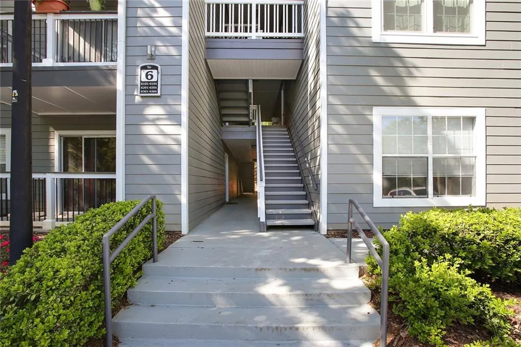 6106 Santa Fe Parkway, Sandy Springs, Georgia 30350, 2 Bedrooms Bedrooms, ,2 BathroomsBathrooms,Residential,Sold,6106 Santa Fe Parkway,6006200