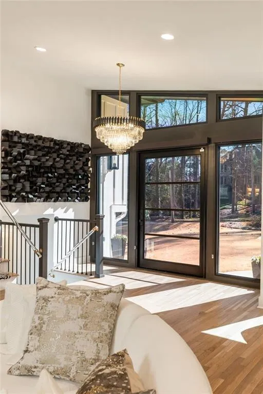 4217 Paces Ferry Road Se, Atlanta, Georgia 30339, 4 Bedrooms Bedrooms, 0 ,3 BathroomsBathrooms,Residential,For Sale,4217 Paces Ferry Road Se,7848562