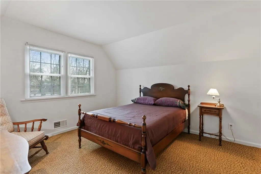 310 Hunters Trace Circle, Sandy Springs, Georgia 30328, 5 Bedrooms Bedrooms, ,3 BathroomsBathrooms,Residential,Sold,310 Hunters Trace Circle,6680810