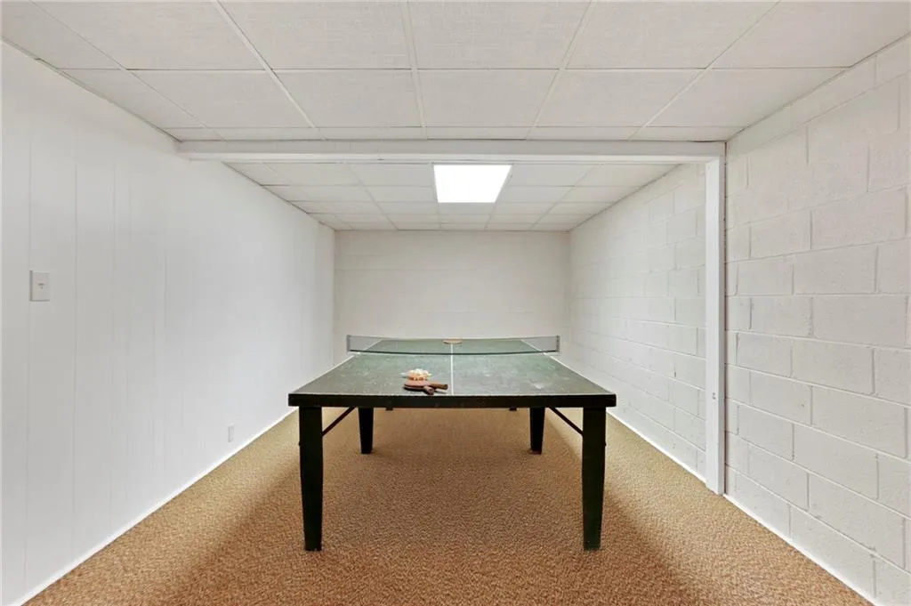 310 Hunters Trace Circle, Sandy Springs, Georgia 30328, 5 Bedrooms Bedrooms, ,3 BathroomsBathrooms,Residential,Sold,310 Hunters Trace Circle,6680810