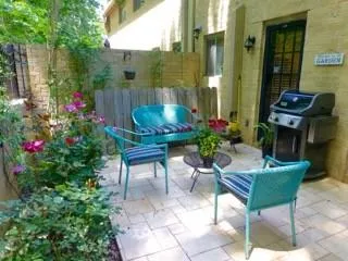 5400 Roswell Road Unit J4, Atlanta, Georgia 30342, 3 Bedrooms Bedrooms, ,2 BathroomsBathrooms,Residential,Sold,5400 Roswell Road Unit J4,5692896