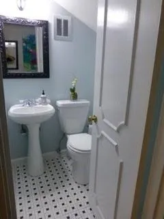 5400 Roswell Road Unit J4, Atlanta, Georgia 30342, 3 Bedrooms Bedrooms, ,2 BathroomsBathrooms,Residential,Sold,5400 Roswell Road Unit J4,5692896