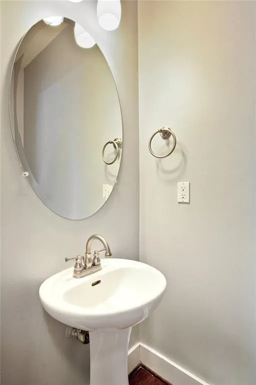 220 Semel Circle Nw Unit 138, Atlanta, Georgia 30309, 2 Bedrooms Bedrooms, ,2 BathroomsBathrooms,Residential,For Sale,220 Semel Circle Nw Unit 138,7649577