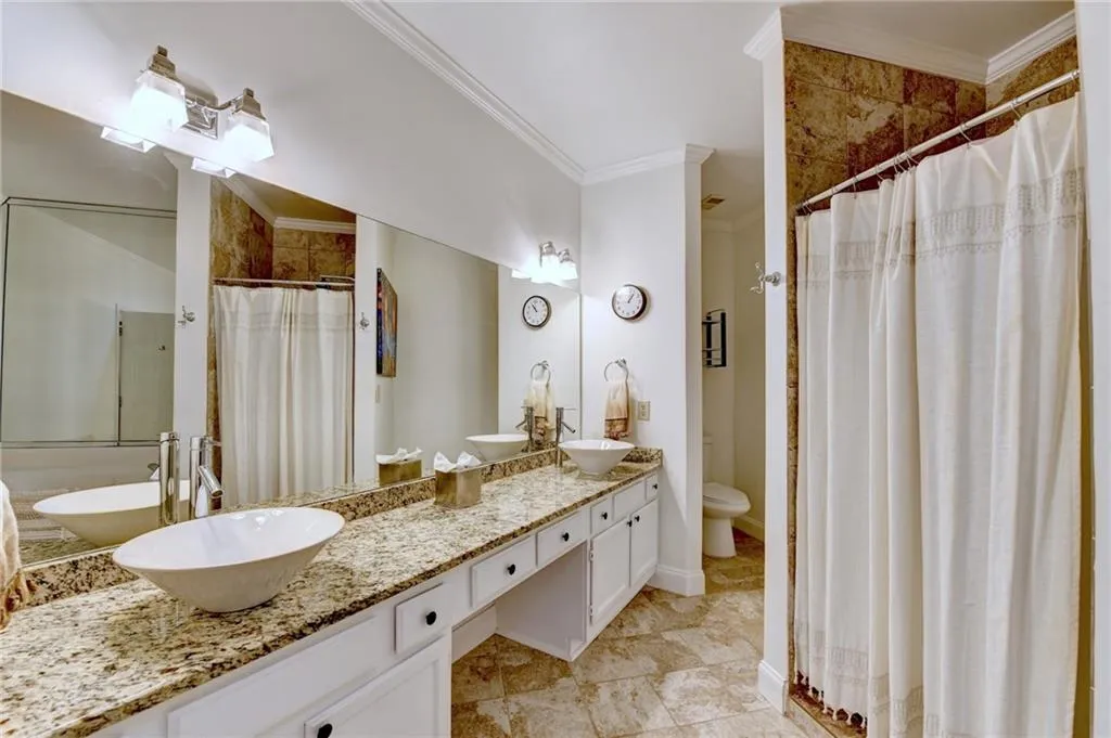 2865 Lenox Road Ne Unit 409, Atlanta, Georgia 30324, 2 Bedrooms Bedrooms, 0 ,2 BathroomsBathrooms,Residential,For Sale,2865 Lenox Road Ne Unit 409,7779465
