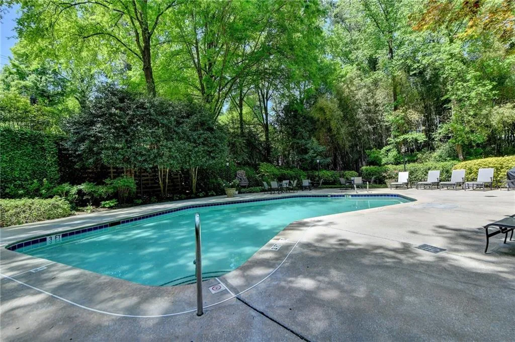 2865 Lenox Road Ne Unit 409, Atlanta, Georgia 30324, 2 Bedrooms Bedrooms, 0 ,2 BathroomsBathrooms,Residential,For Sale,2865 Lenox Road Ne Unit 409,7779465
