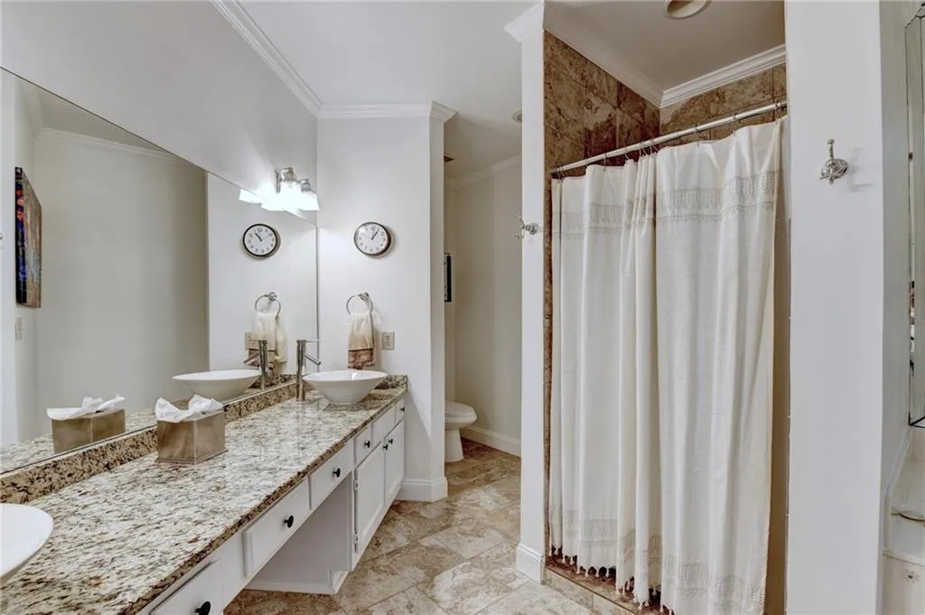 2865 Lenox Road Ne Unit 409, Atlanta, Georgia 30324, 2 Bedrooms Bedrooms, 0 ,2 BathroomsBathrooms,Residential,For Sale,2865 Lenox Road Ne Unit 409,7779465