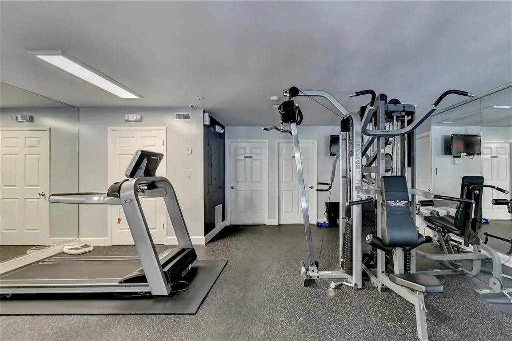 2865 Lenox Road Ne Unit 409, Atlanta, Georgia 30324, 2 Bedrooms Bedrooms, 0 ,2 BathroomsBathrooms,Residential,For Sale,2865 Lenox Road Ne Unit 409,7779465
