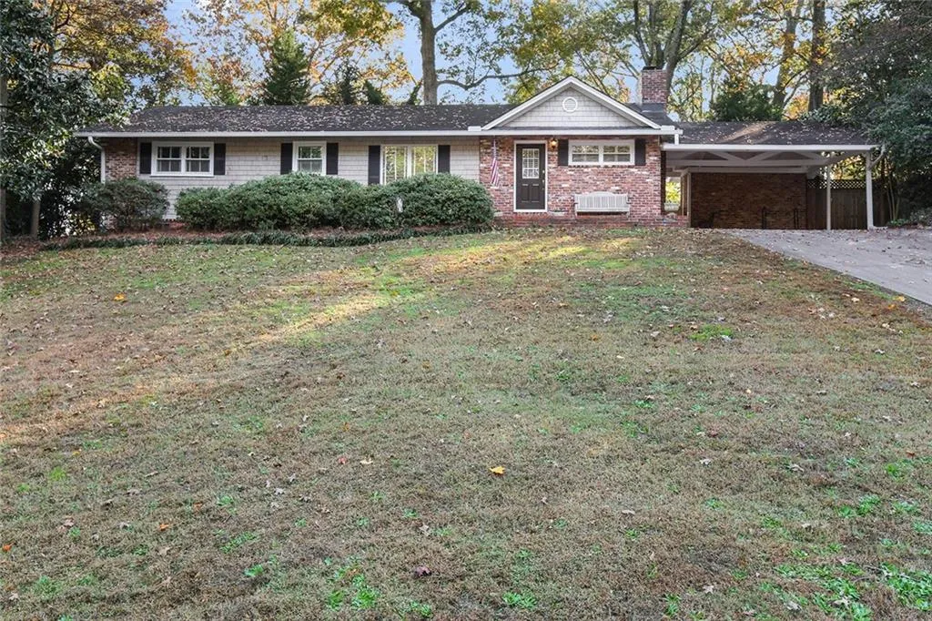 571 Valley Lane, Sandy Springs, Georgia 30328, 3 Bedrooms Bedrooms, ,2 BathroomsBathrooms,Residential,Sold,571 Valley Lane,5934190