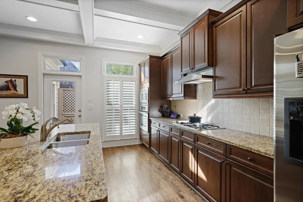 548 Sarabrook Place, Atlanta, Georgia 30342, 3 Bedrooms Bedrooms, ,3 BathroomsBathrooms,Residential,For Sale,548 Sarabrook Place,7675966