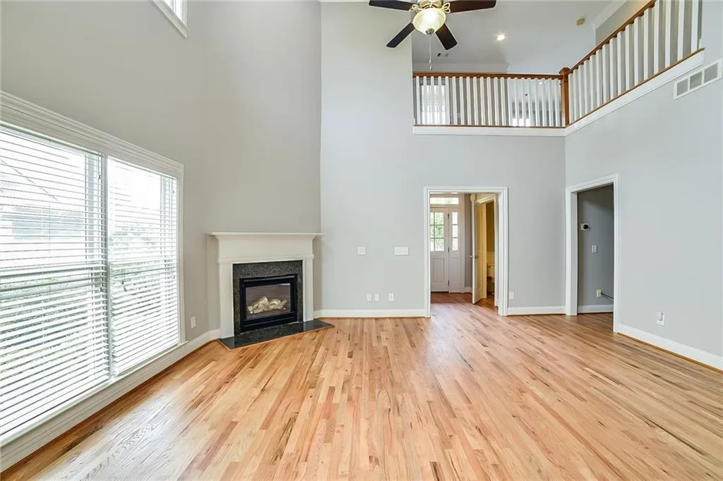 964 Westmoreland Circle Nw, Atlanta, Georgia 30318, 4 Bedrooms Bedrooms, ,2 BathroomsBathrooms,Residential,Sold,964 Westmoreland Circle Nw,6022243