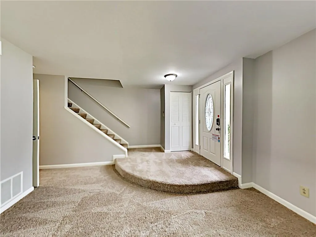 7082 Stonington Drive, Sandy Springs, Georgia 30328, 3 Bedrooms Bedrooms, ,2 BathroomsBathrooms,Residential,Sold,7082 Stonington Drive,6522425 7082 Stonington Drive, Sandy Springs, Georgia 30328, 3 Bedrooms Bedrooms, ,2 BathroomsBathrooms,Residential,Sold,7082 Stonington Drive,6522425