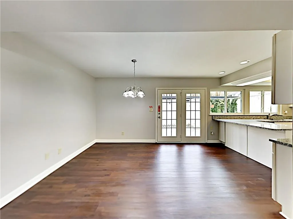 7082 Stonington Drive, Sandy Springs, Georgia 30328, 3 Bedrooms Bedrooms, ,2 BathroomsBathrooms,Residential,Sold,7082 Stonington Drive,6522425 7082 Stonington Drive, Sandy Springs, Georgia 30328, 3 Bedrooms Bedrooms, ,2 BathroomsBathrooms,Residential,Sold,7082 Stonington Drive,6522425