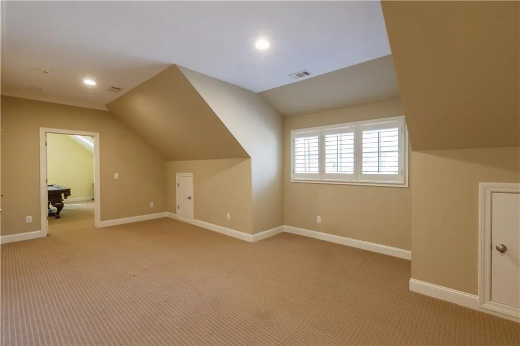 439 Brookfield Drive, Atlanta, Georgia 30342, 4 Bedrooms Bedrooms, ,3 BathroomsBathrooms,Residential,Sold,439 Brookfield Drive,5648840