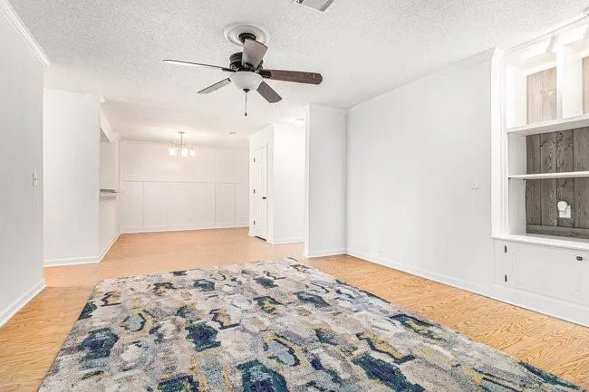 201 Barrington Hills Drive, Atlanta, Georgia 30350, 3 Bedrooms Bedrooms, ,2 BathroomsBathrooms,Residential,For Sale,201 Barrington Hills Drive,7606957