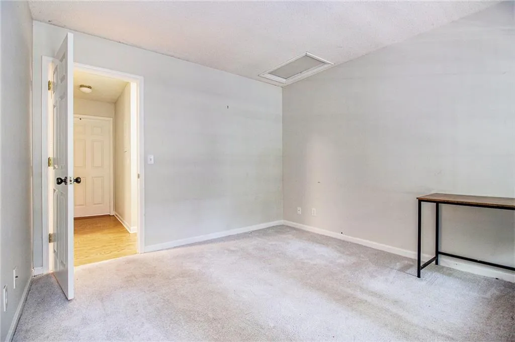 201 Barrington Hills Drive, Atlanta, Georgia 30350, 3 Bedrooms Bedrooms, ,2 BathroomsBathrooms,Residential,For Sale,201 Barrington Hills Drive,7606957