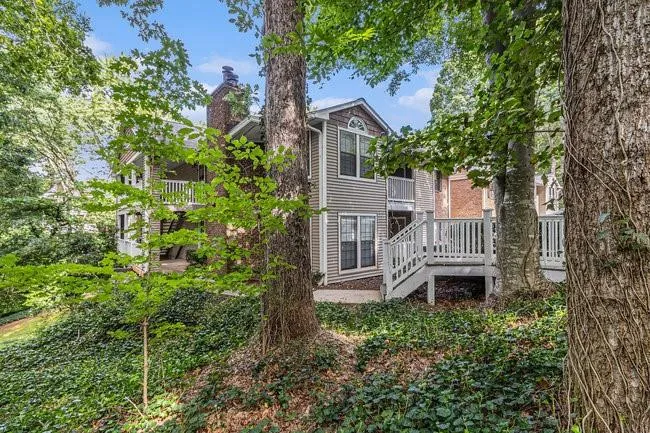 201 Barrington Hills Drive, Atlanta, Georgia 30350, 3 Bedrooms Bedrooms, ,2 BathroomsBathrooms,Residential,For Sale,201 Barrington Hills Drive,7606957