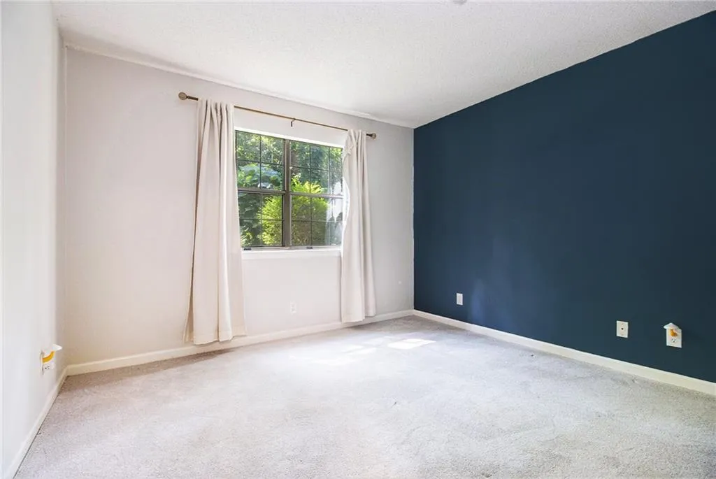 201 Barrington Hills Drive, Atlanta, Georgia 30350, 3 Bedrooms Bedrooms, ,2 BathroomsBathrooms,Residential,For Sale,201 Barrington Hills Drive,7606957
