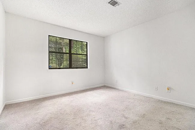201 Barrington Hills Drive, Atlanta, Georgia 30350, 3 Bedrooms Bedrooms, ,2 BathroomsBathrooms,Residential,For Sale,201 Barrington Hills Drive,7606957