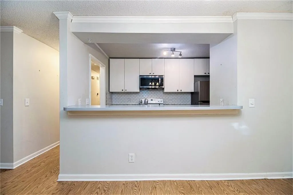 201 Barrington Hills Drive, Atlanta, Georgia 30350, 3 Bedrooms Bedrooms, ,2 BathroomsBathrooms,Residential,For Sale,201 Barrington Hills Drive,7606957