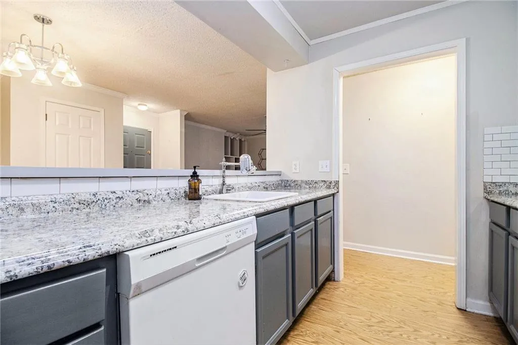 201 Barrington Hills Drive, Atlanta, Georgia 30350, 3 Bedrooms Bedrooms, ,2 BathroomsBathrooms,Residential,For Sale,201 Barrington Hills Drive,7606957