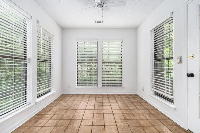 201 Barrington Hills Drive, Atlanta, Georgia 30350, 3 Bedrooms Bedrooms, ,2 BathroomsBathrooms,Residential,For Sale,201 Barrington Hills Drive,7606957