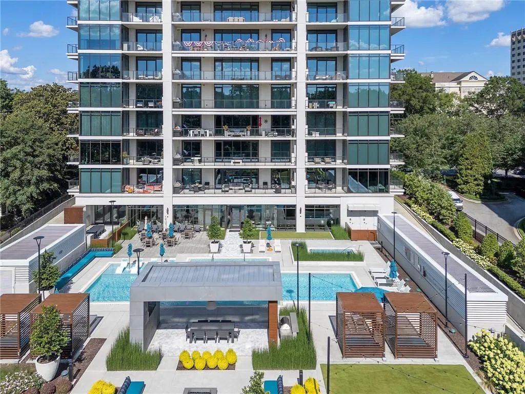 2520 Peachtree Road Nw Unit 1202, Atlanta, Georgia 30305, 2 Bedrooms Bedrooms, ,3 BathroomsBathrooms,Residential,For Sale,2520 Peachtree Road Nw Unit 1202,7614740