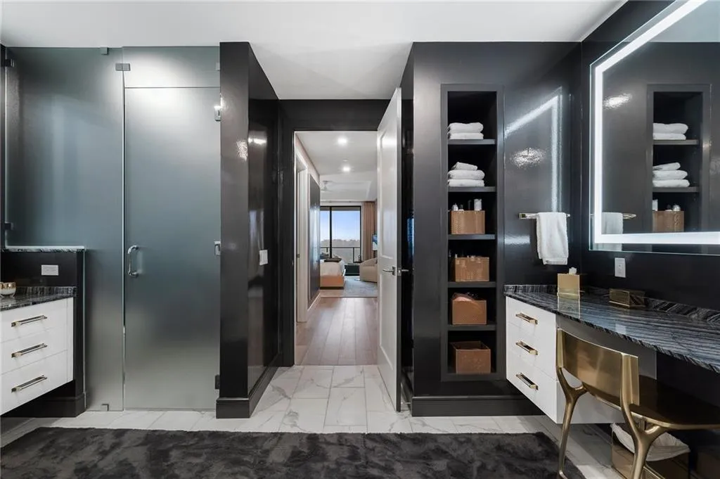 2520 Peachtree Road Nw Unit 1202, Atlanta, Georgia 30305, 2 Bedrooms Bedrooms, ,3 BathroomsBathrooms,Residential,For Sale,2520 Peachtree Road Nw Unit 1202,7614740