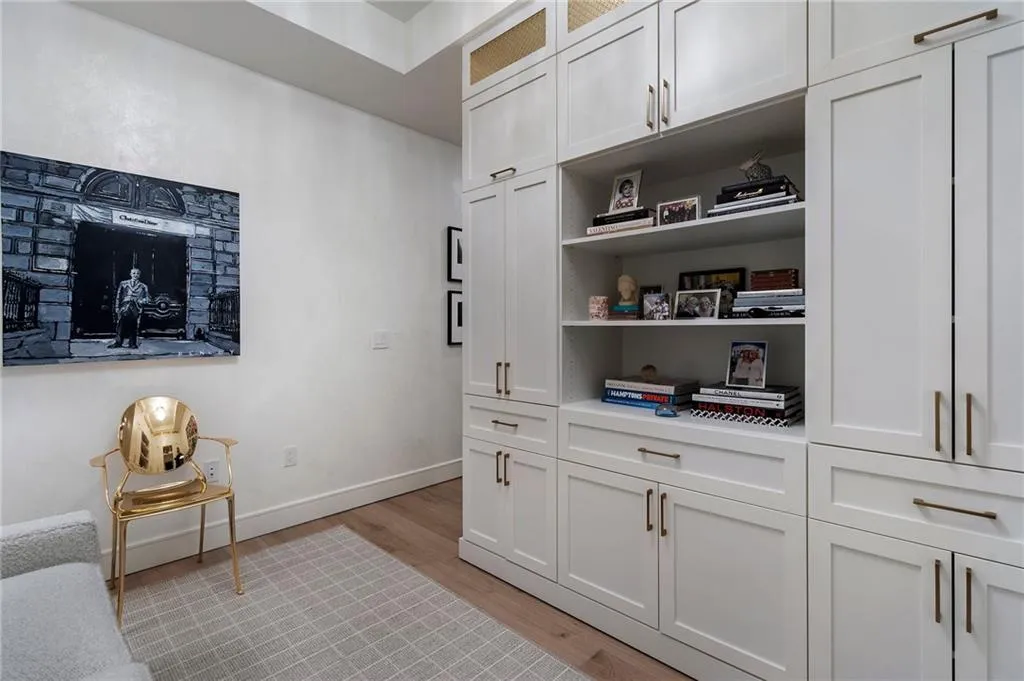 2520 Peachtree Road Nw Unit 1202, Atlanta, Georgia 30305, 2 Bedrooms Bedrooms, ,3 BathroomsBathrooms,Residential,For Sale,2520 Peachtree Road Nw Unit 1202,7614740
