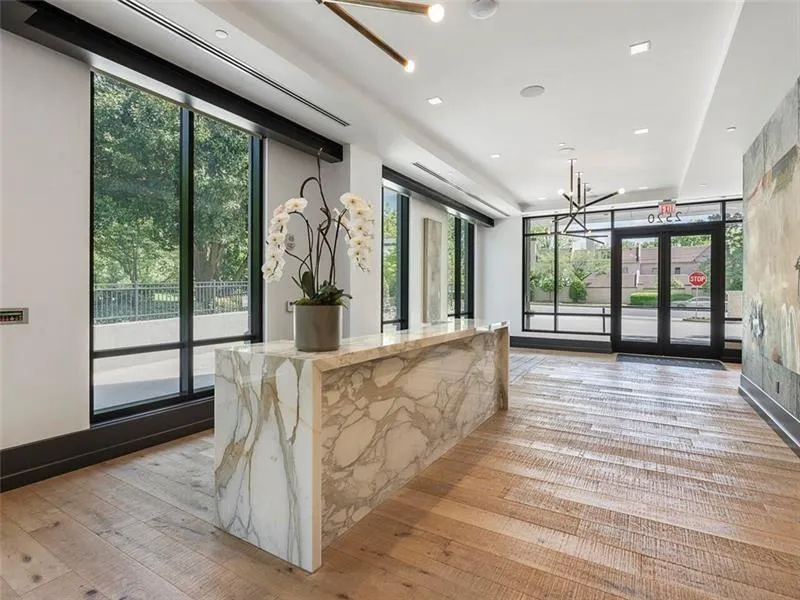 2520 Peachtree Road Nw Unit 1202, Atlanta, Georgia 30305, 2 Bedrooms Bedrooms, ,3 BathroomsBathrooms,Residential,For Sale,2520 Peachtree Road Nw Unit 1202,7614740