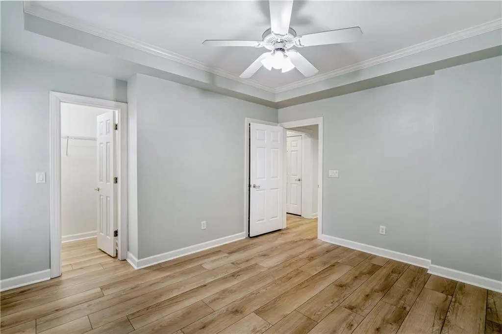 560 Glengate Cove, Sandy Springs, Georgia 30328, 5 Bedrooms Bedrooms, ,4 BathroomsBathrooms,Residential,Sold,560 Glengate Cove,7194179