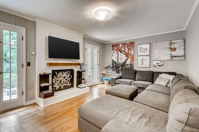 6550 Burdett Drive, Sandy Springs, Georgia 30328, 3 Bedrooms Bedrooms, ,2 BathroomsBathrooms,Residential,Sold,6550 Burdett Drive,6744765