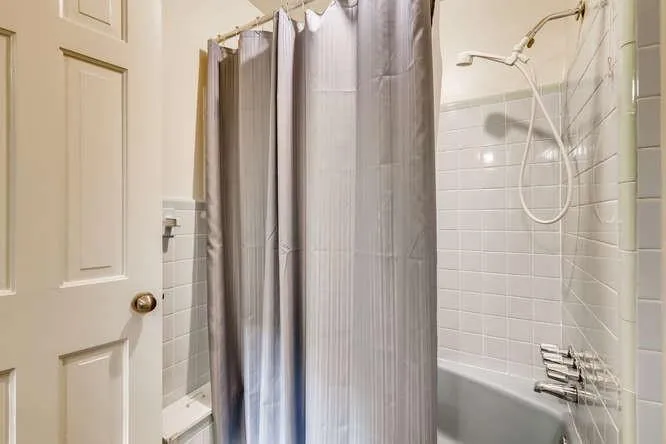 6550 Burdett Drive, Sandy Springs, Georgia 30328, 3 Bedrooms Bedrooms, ,2 BathroomsBathrooms,Residential,Sold,6550 Burdett Drive,6744765