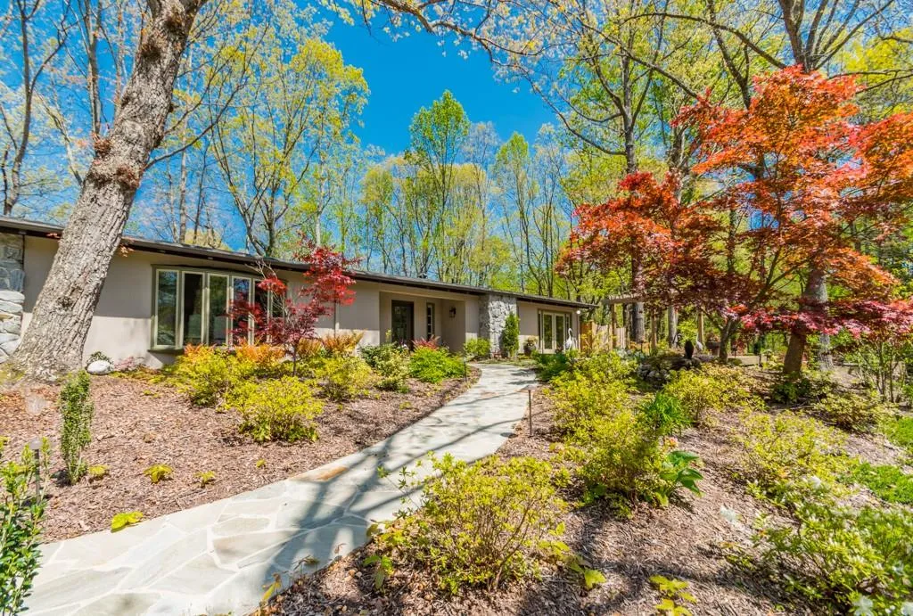 60 Maryeanna Drive Ne, Atlanta, Georgia 30342, 4 Bedrooms Bedrooms, ,3 BathroomsBathrooms,Residential,Sold,60 Maryeanna Drive Ne,5995781