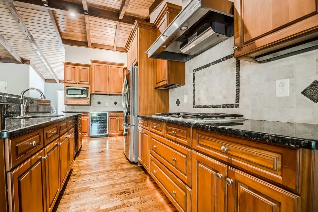 60 Maryeanna Drive Ne, Atlanta, Georgia 30342, 4 Bedrooms Bedrooms, ,3 BathroomsBathrooms,Residential,Sold,60 Maryeanna Drive Ne,5995781