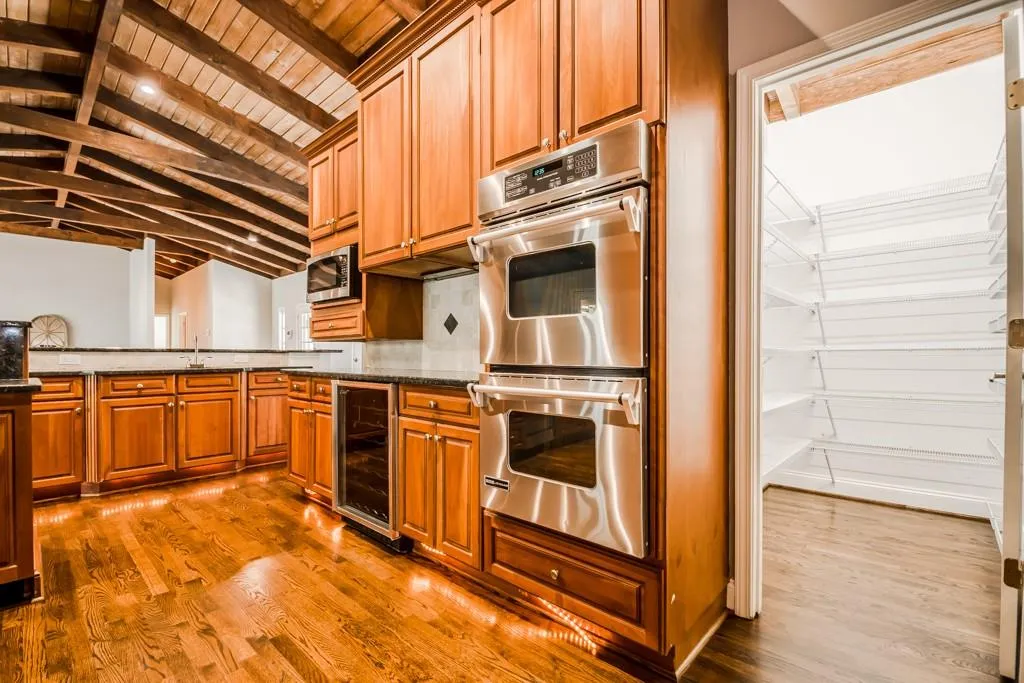 60 Maryeanna Drive Ne, Atlanta, Georgia 30342, 4 Bedrooms Bedrooms, ,3 BathroomsBathrooms,Residential,Sold,60 Maryeanna Drive Ne,5995781