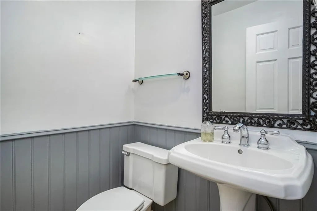 56 Basswood Circle, Atlanta, Georgia 30328, 3 Bedrooms Bedrooms, ,3 BathroomsBathrooms,Residential,Sold,56 Basswood Circle,6686973