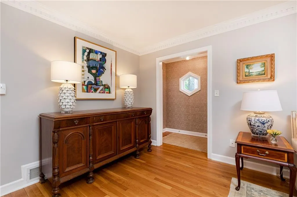 225 Elden Drive, Atlanta, Georgia 30342, 4 Bedrooms Bedrooms, ,3 BathroomsBathrooms,Residential,Sold,225 Elden Drive,6883447