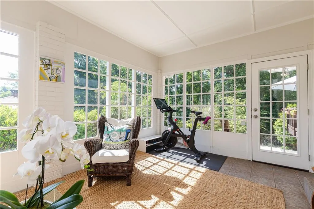 225 Elden Drive, Atlanta, Georgia 30342, 4 Bedrooms Bedrooms, ,3 BathroomsBathrooms,Residential,Sold,225 Elden Drive,6883447