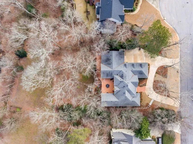 7960 Landowne Drive, Sandy Springs, Georgia 30350, 5 Bedrooms Bedrooms, ,5 BathroomsBathrooms,Residential,Sold,7960 Landowne Drive,6905169