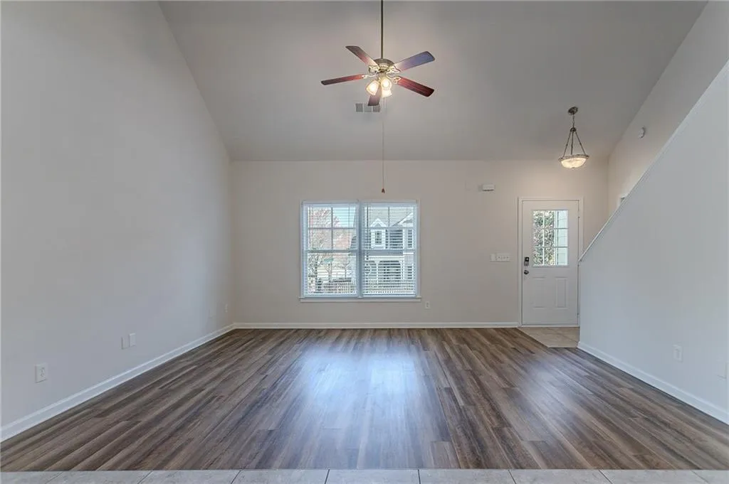 966 Westmoreland Circle Nw, Atlanta, Georgia 30318, 3 Bedrooms Bedrooms, ,2 BathroomsBathrooms,Residential,For Sale,966 Westmoreland Circle Nw,7543352