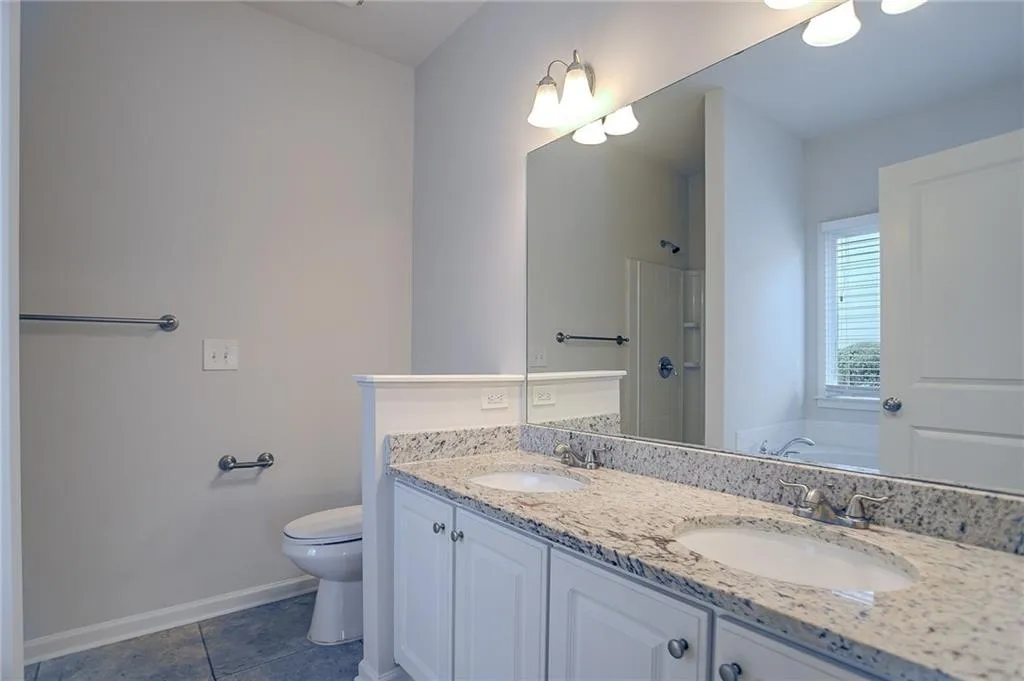 966 Westmoreland Circle Nw, Atlanta, Georgia 30318, 3 Bedrooms Bedrooms, ,2 BathroomsBathrooms,Residential,For Sale,966 Westmoreland Circle Nw,7543352