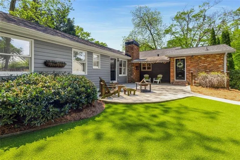 1041 Standard Drive Ne, Brookhaven, Georgia 30319, 4 Bedrooms Bedrooms, ,3 BathroomsBathrooms,Residential,For Sale,1041 Standard Drive Ne,7632637