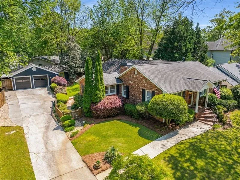 1041 Standard Drive Ne, Brookhaven, Georgia 30319, 4 Bedrooms Bedrooms, ,3 BathroomsBathrooms,Residential,For Sale,1041 Standard Drive Ne,7632637